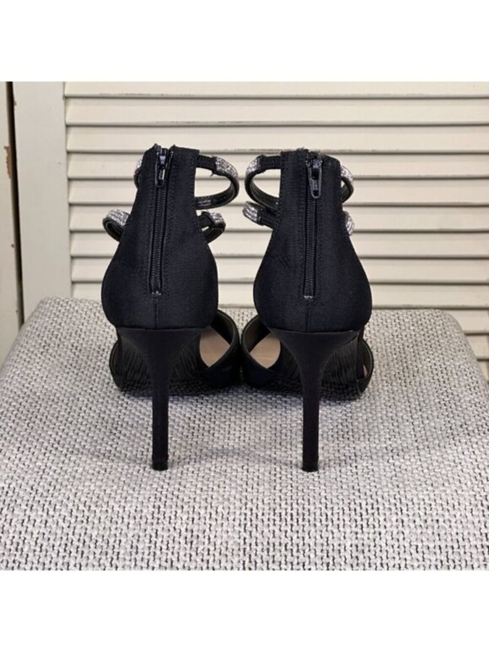 Nina New York Women's Black Satin Nikia Pointed Toe Evening Heels Pumps Size 5 - Picture 5 of 9